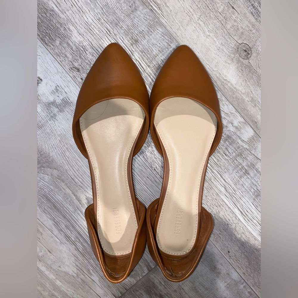 Forever 21 Brown Pointed Flats